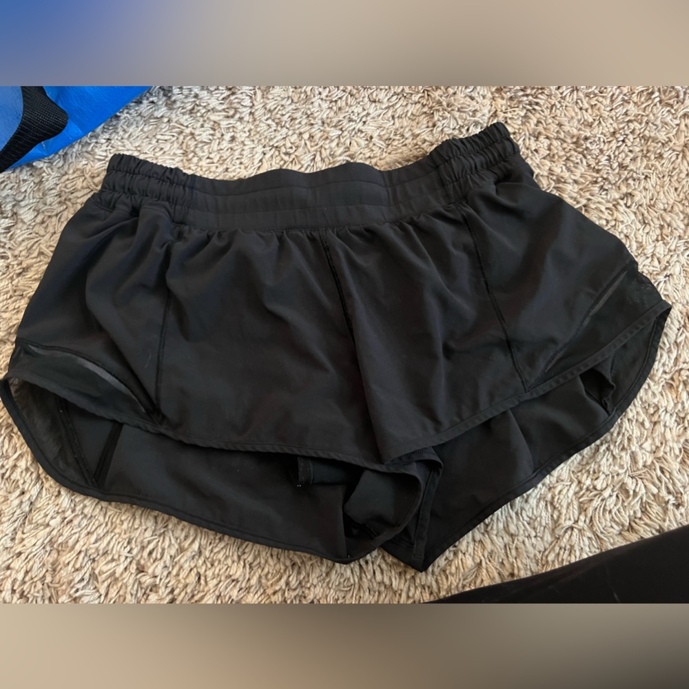 Black Lululemon Hotty Hot 2.5 Size 10